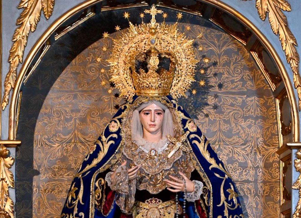 Virgen de los Dolores ataviada para el Corpus CHristi 2023