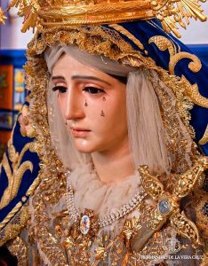 Virgen de los Dolores ataviada para el Corpus CHristi 2023