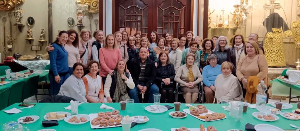 Convivencia. Grupo de mujeres veracrucistas