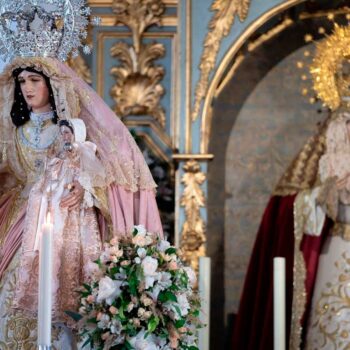Ofrenda floral a María Santísima de la Candelaria
